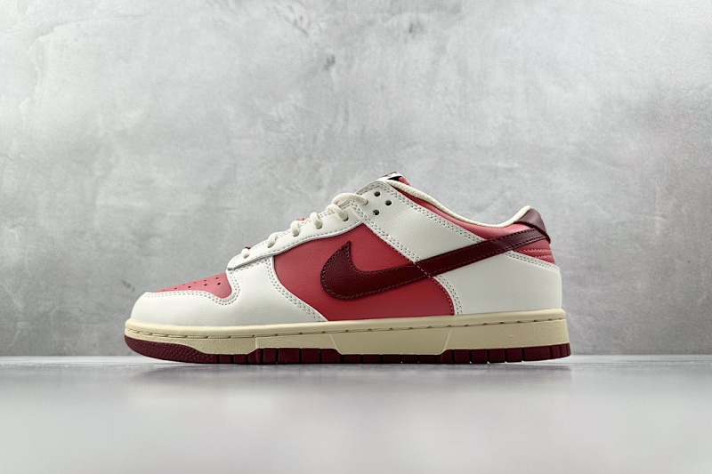 Nike Dunk Low Valentine