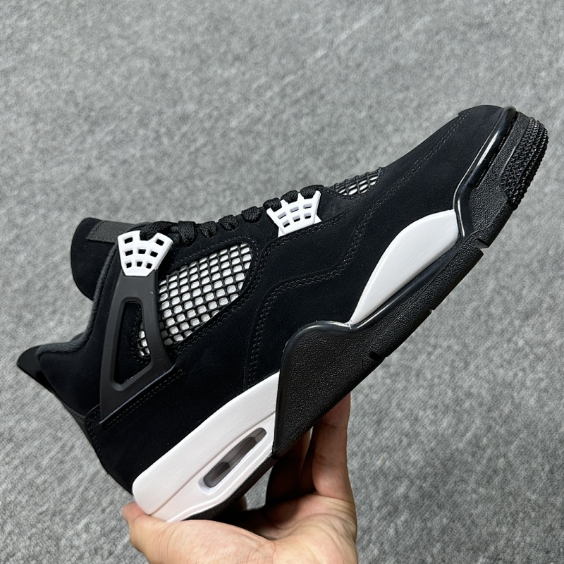 Air Jordan 4 Black and White Thunder