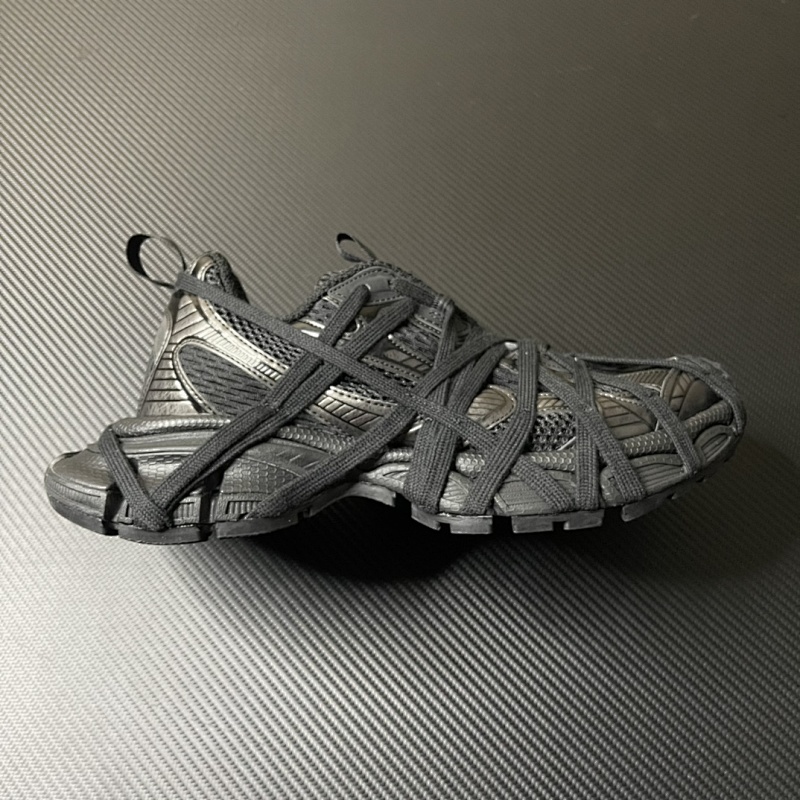 Balenciaga 3XL strap style