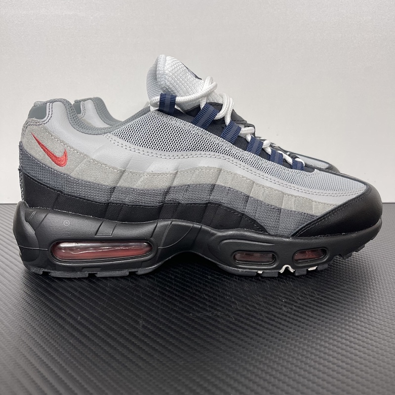 NIKE Air Max 95 灰蓝红