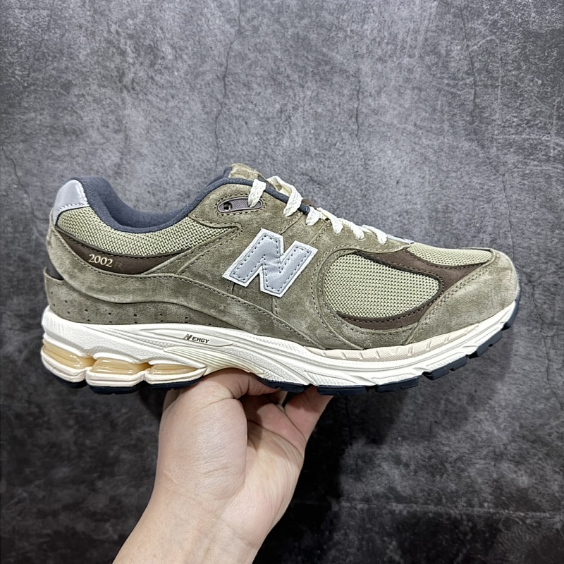 NEW BALANCE SNEAKERS (58)
