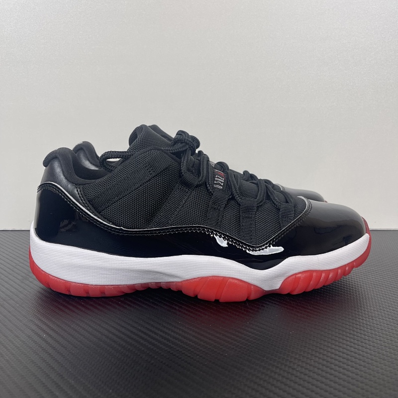 Air Jordan 11 Low