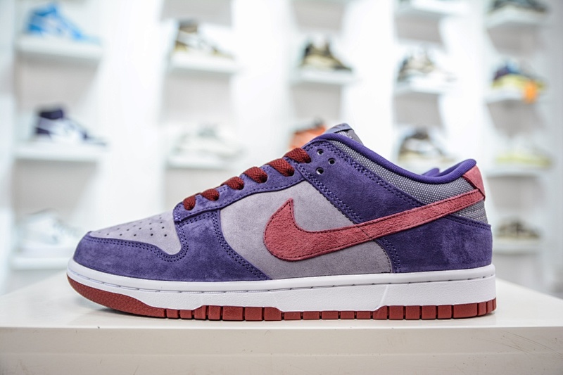 NIKE Dunk Raspberry Purple