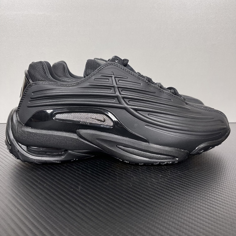 NIKE NOCTA x NK Hot Step II (2)