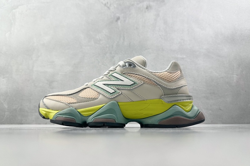 NEW BALANCE SNEAKERS (24)