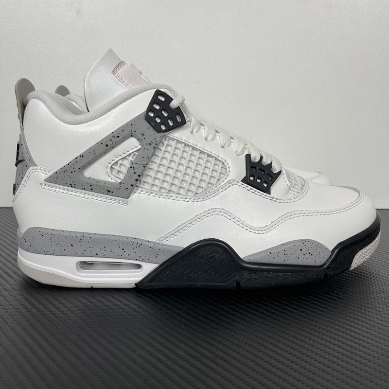 Air Jordan 4 Retro White/Cement