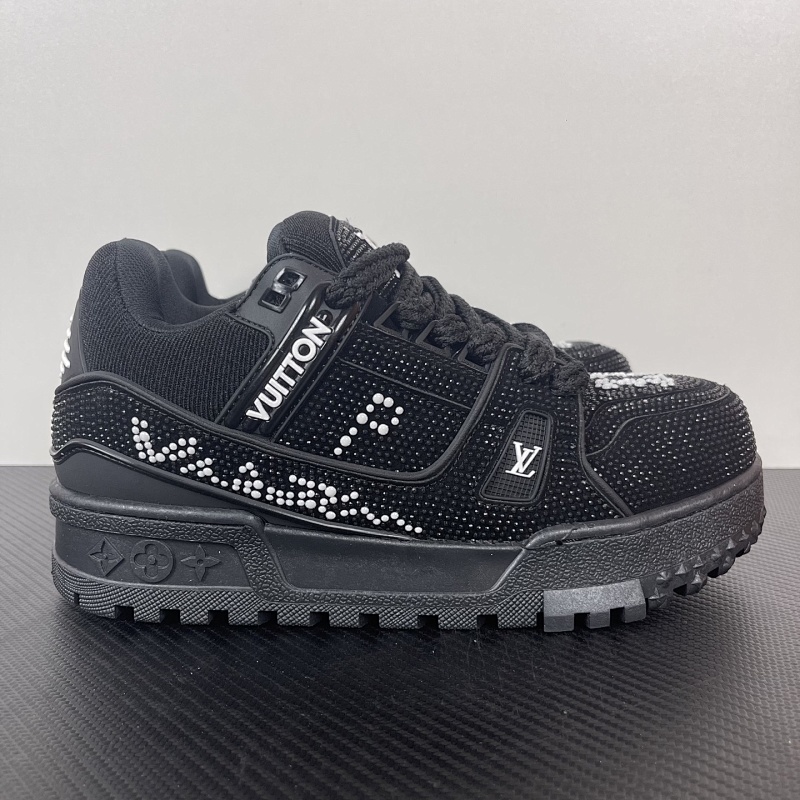LOUIS VUITTON LV Trainer Maxi (10)