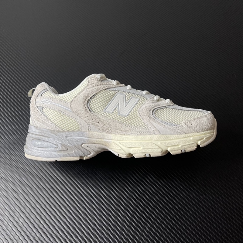 NEW BALANCE SNEAKERS (106)