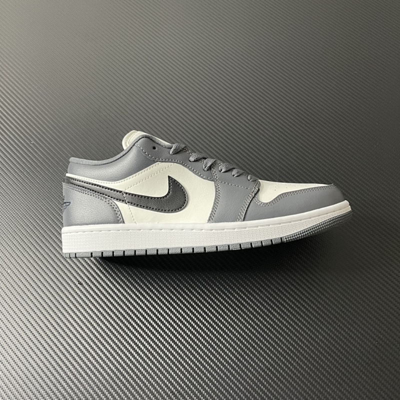 Air Jordan 1 Low Dark Grey