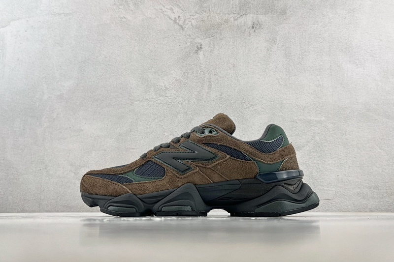 NEW BALANCE SNEAKERS (38)