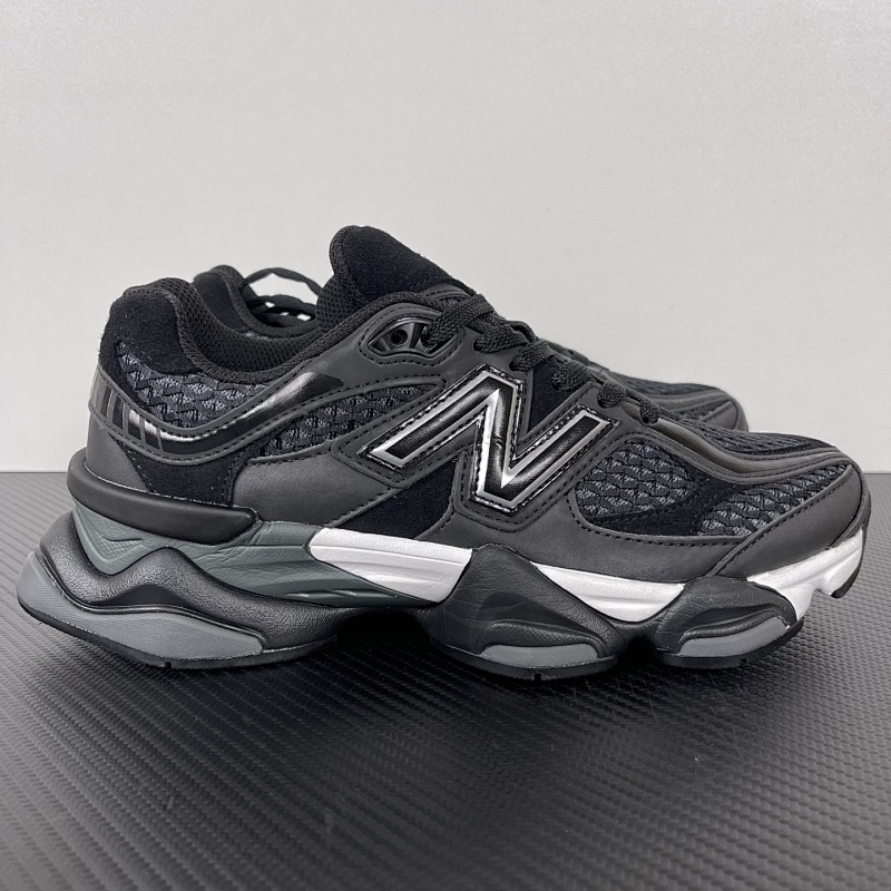 NEW BALANCE NB9060 (5)