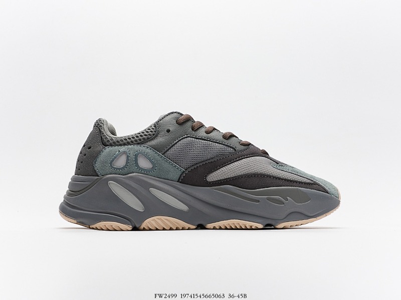 YEEZY 700 Carbon Blue