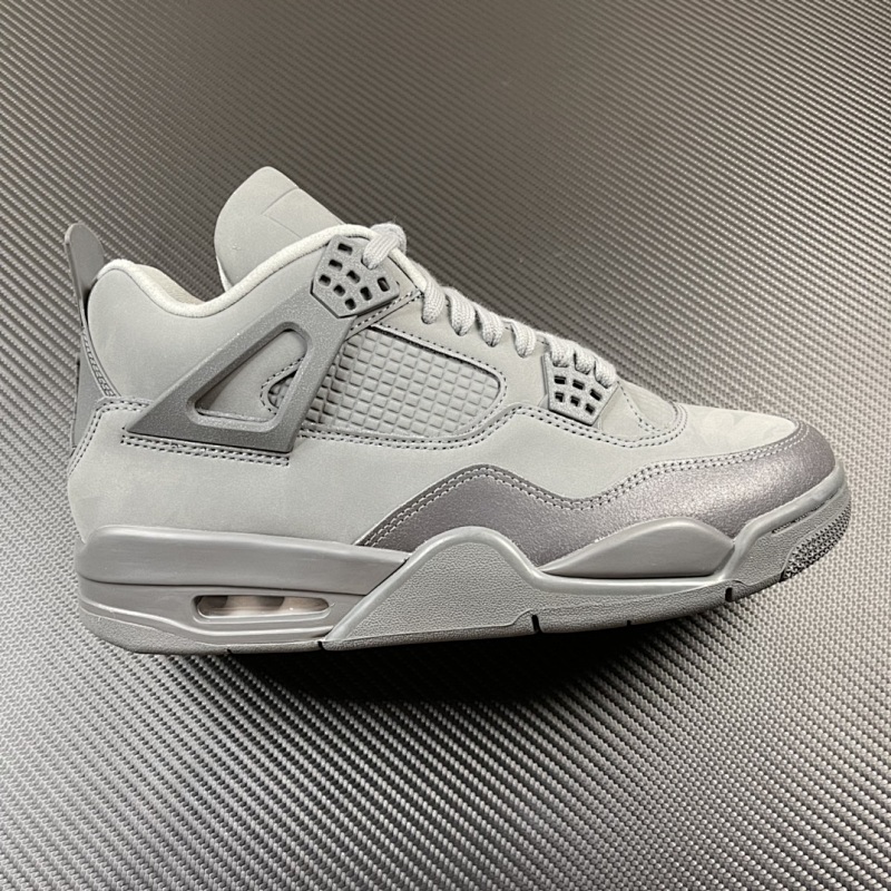 Air Jordan 4 Retro OG 'White Metallic'