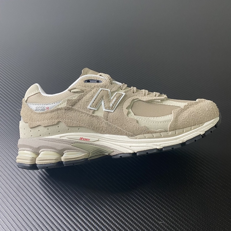 New Balance 2002R (4)