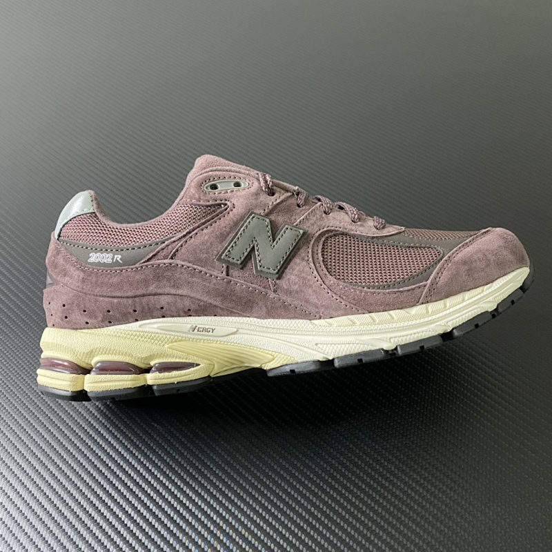 New Balance 2002R (9)