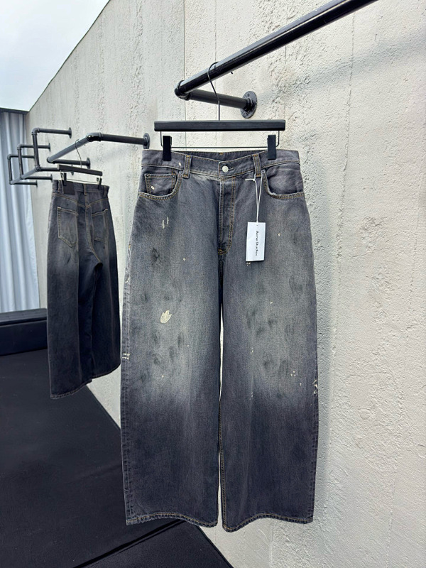 ACNE