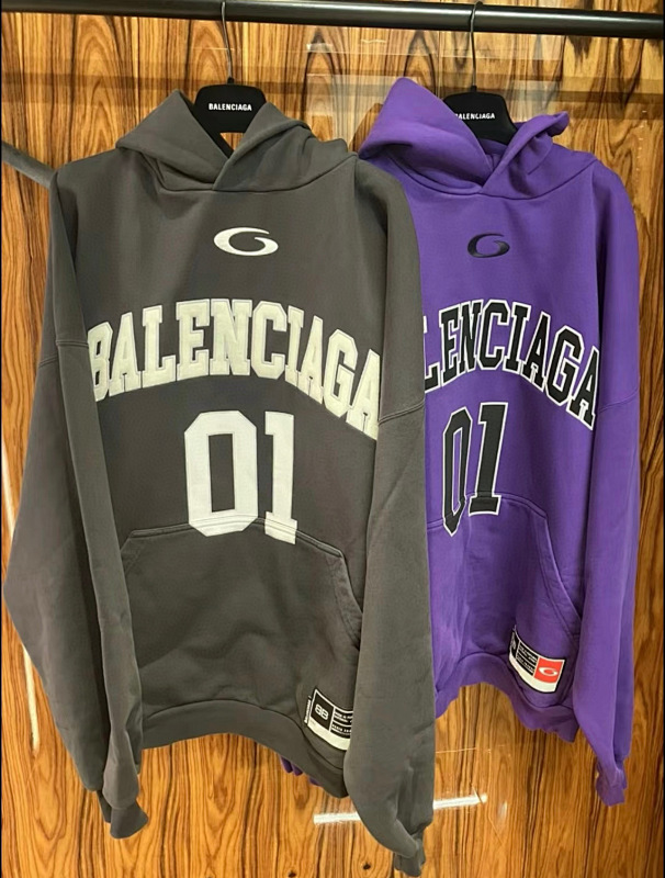 BALENCIAGA HOODIES (38)