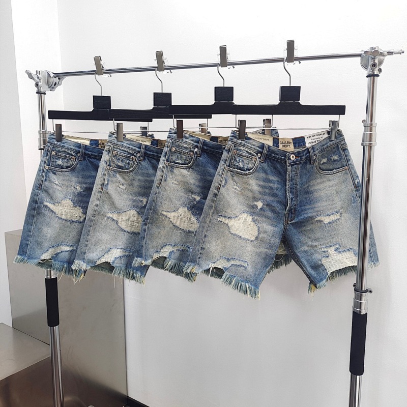 GALLERY DEPT SHORTS