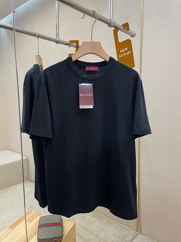 GUCCI TSHIRTS