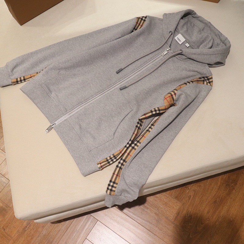 BURBERRY HOODIES (4)