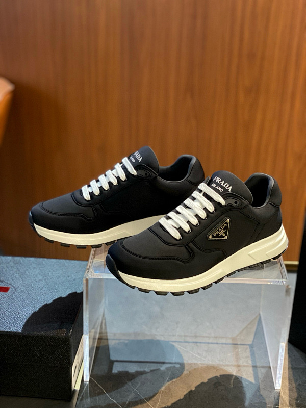 PRADA SNEAKERS