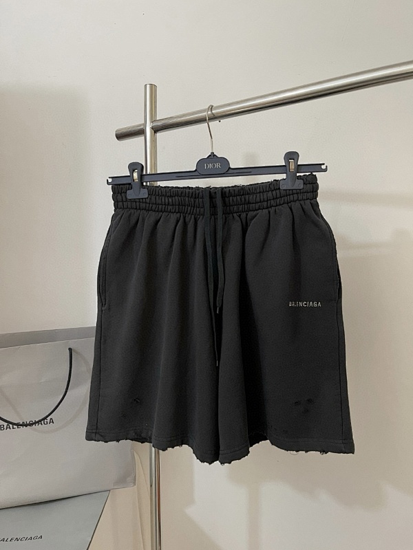 BALENCIAGA SHORTS (4)