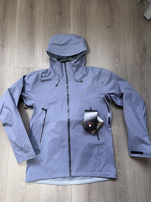 ARC TERYX JACKETS (5)