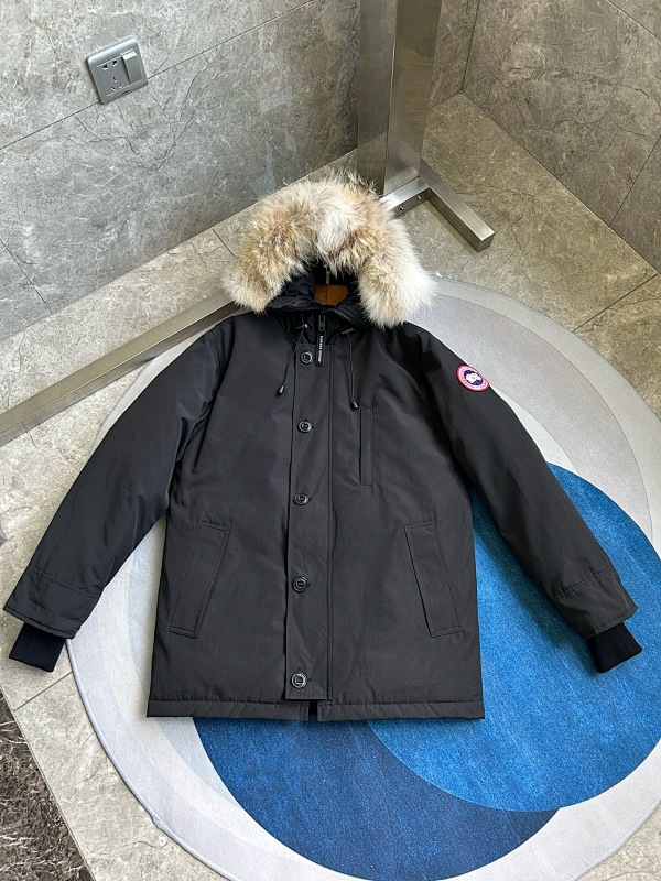 CANADA GOOSE COATS