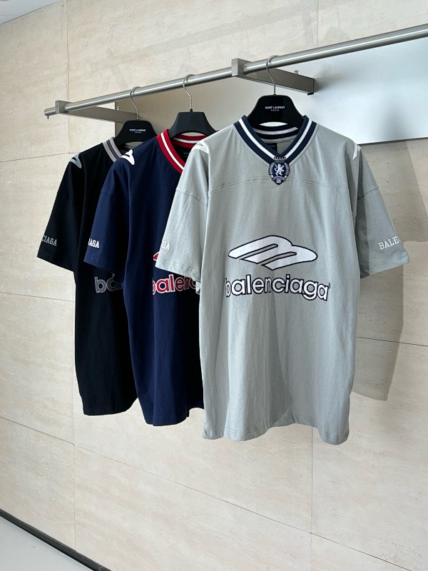 BALENCIAGA TSHIRTS