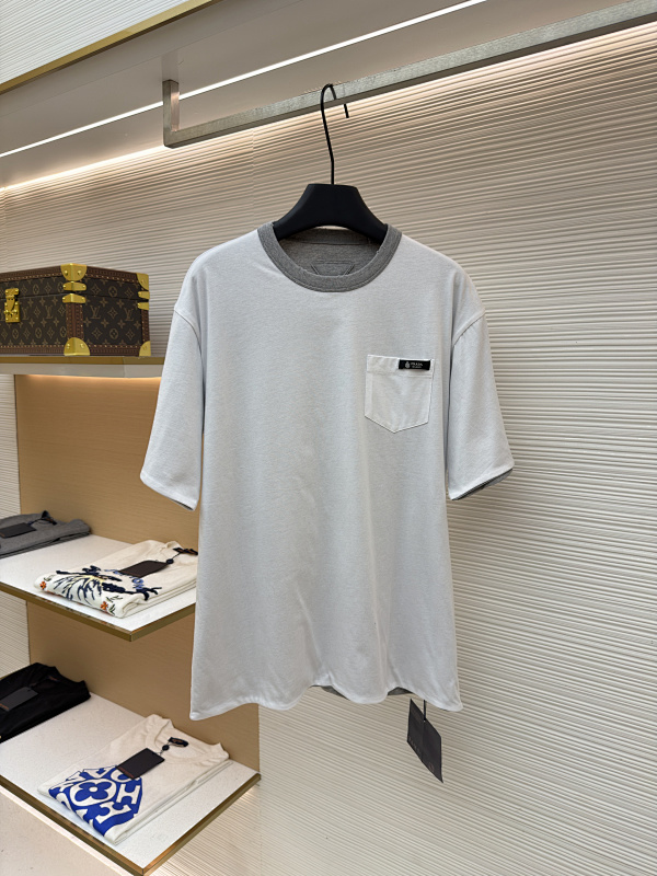 PRADA TSHIRTS (3)