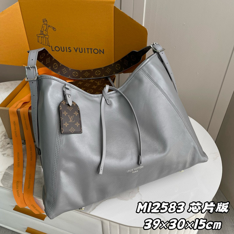 LOUIS VUITTON BAGS (31)