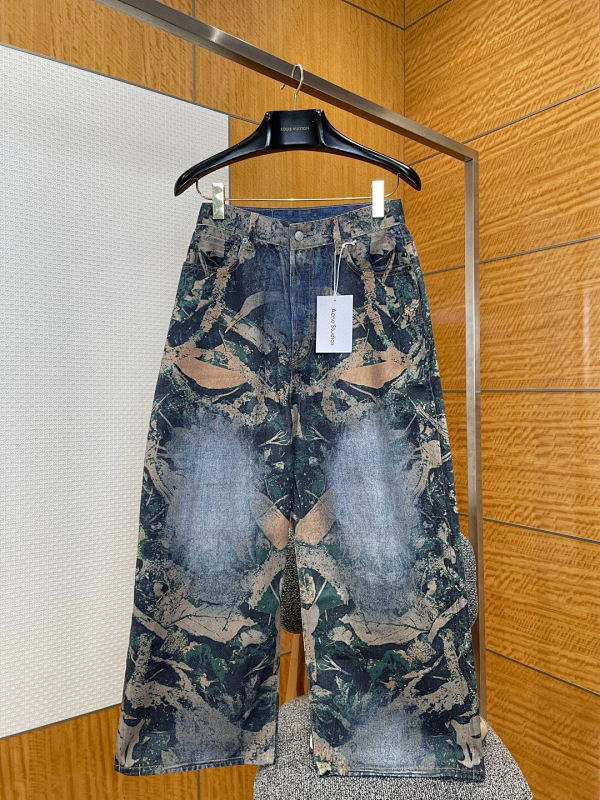 ACNE