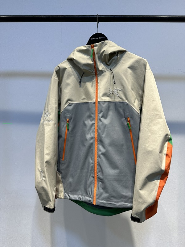 ARCTERYX JACKETS (59)