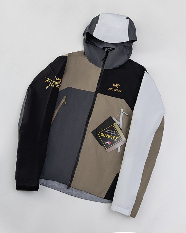 ARCTERYX JACKETS (26)