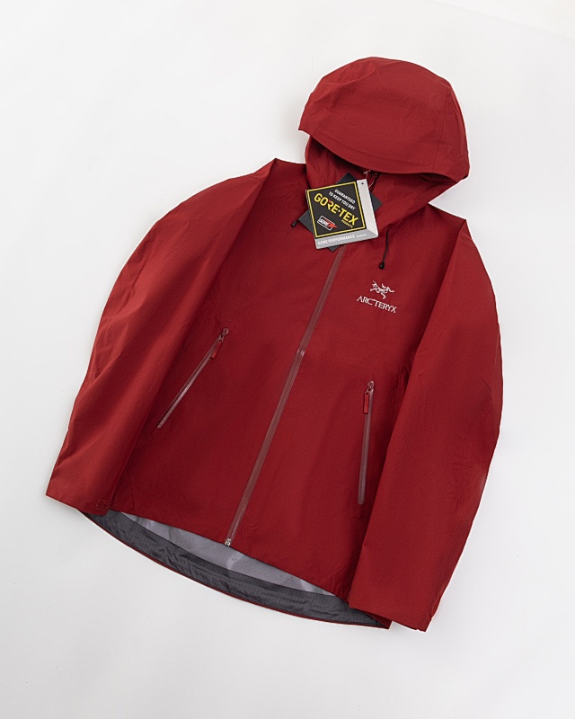 ARC TERYX BETA JACKET (8)