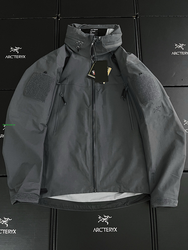 ARCTERYX JACKETS (84)