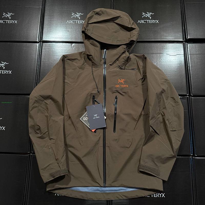ARC TERYX ALPHA JACKET (2)