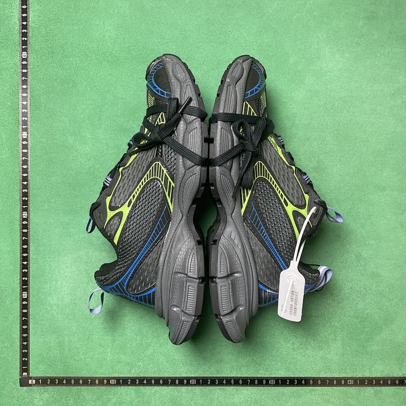 BALENCIAGA SNEAKERS (137)