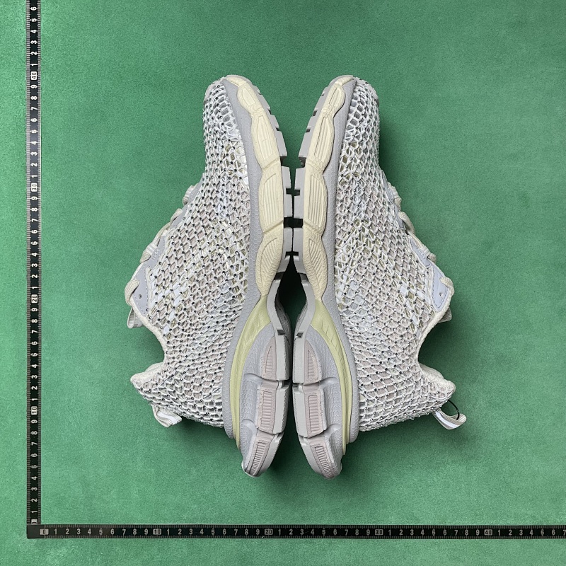 BALENCIAGA SNEAKERS (97)