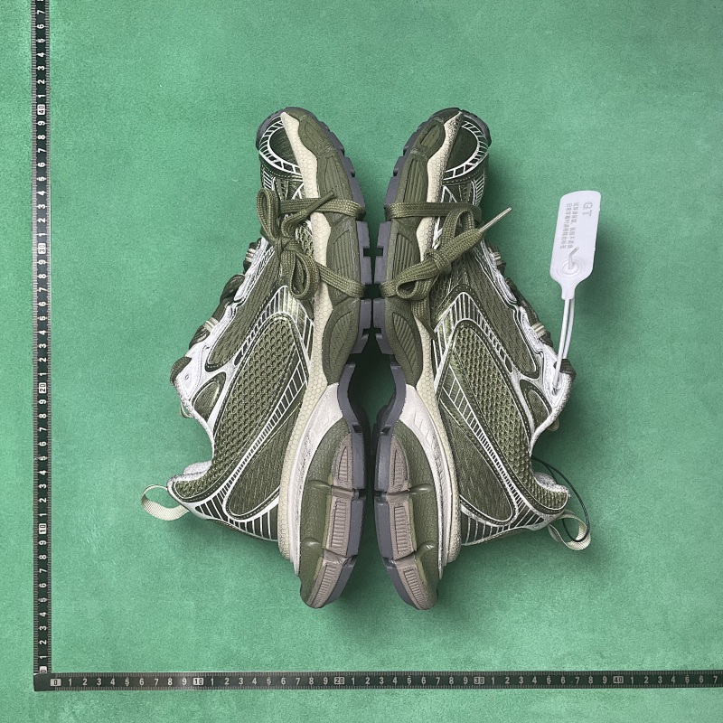 BALENCIAGA SNEAKERS (99)