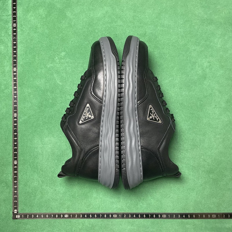PRADA SNEAKERS (32)