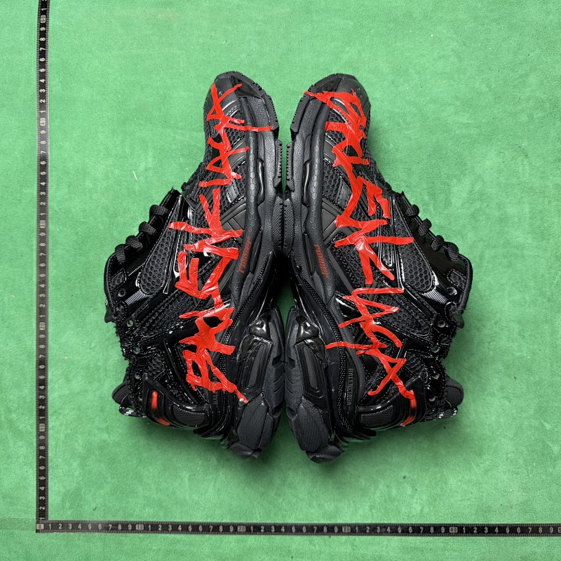 BALENCIAGA SNEAKERS (59)