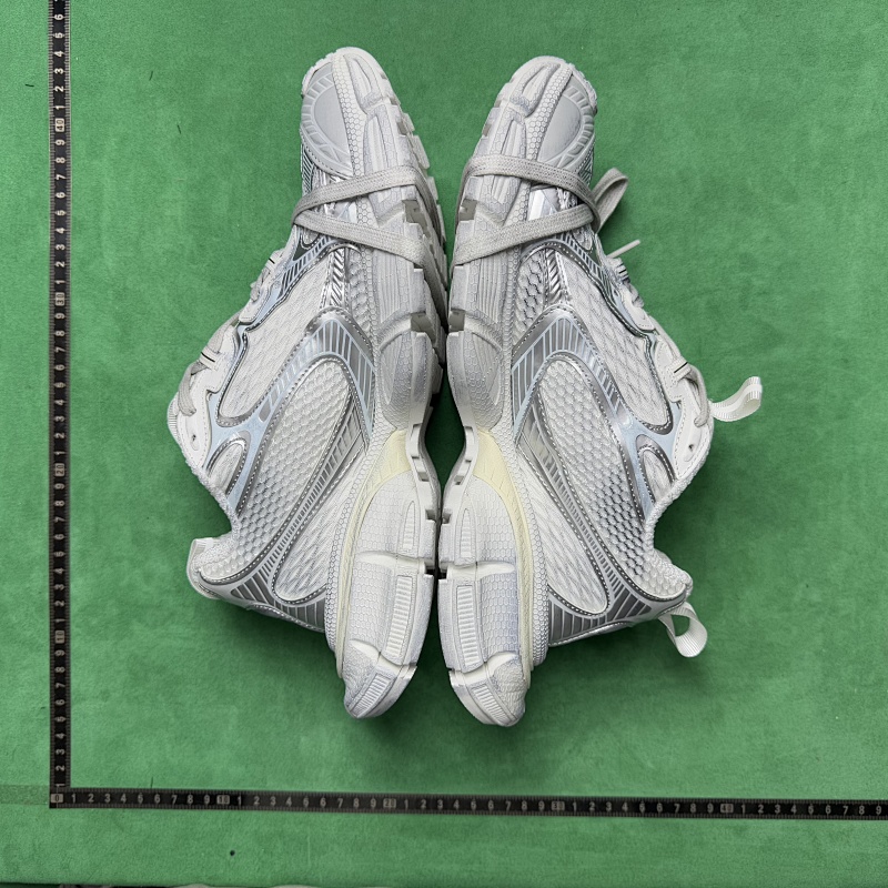 BALENCIAGA SNEAKERS (88)