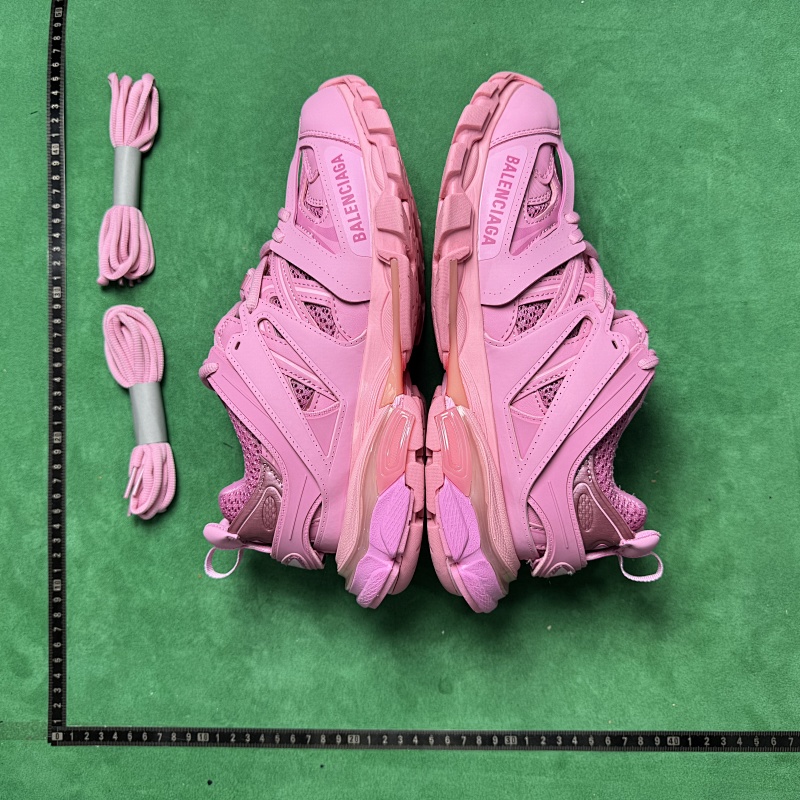 BALENCIAGA SNEAKERS (7)