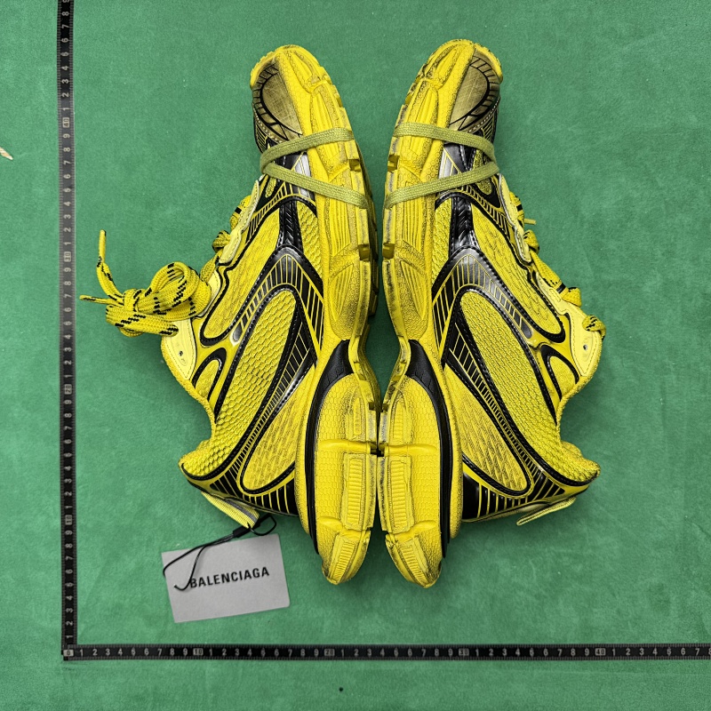 BALENCIAGA SNEAKERS (173)