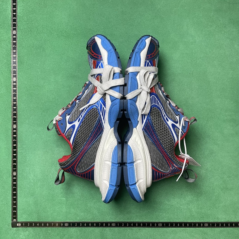 BALENCIAGA SNEAKERS (112)