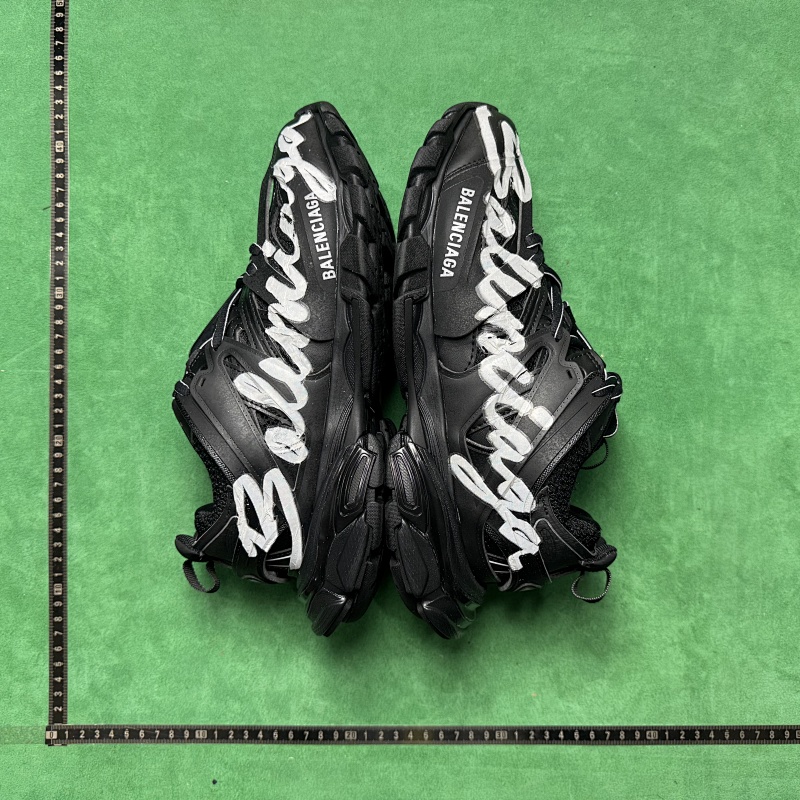 BALENCIAGA SNEAKERS (10)