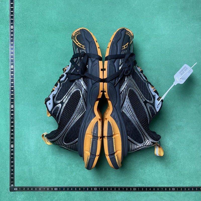 BALENCIAGA SNEAKERS (101)