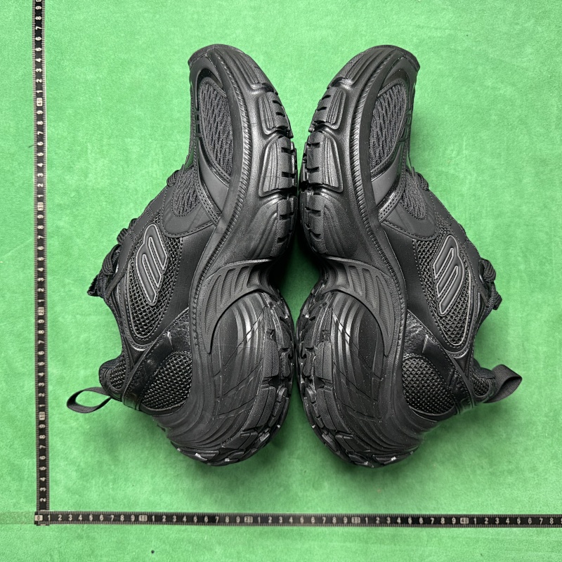 BALENCIAGA SNEAKERS (83)