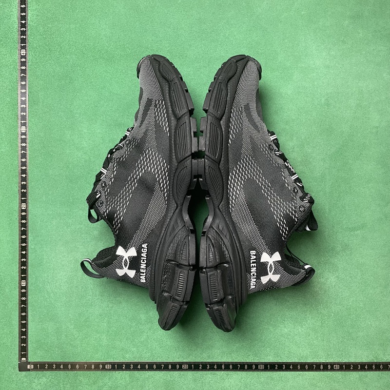 BALENCIAGA SNEAKERS (149)